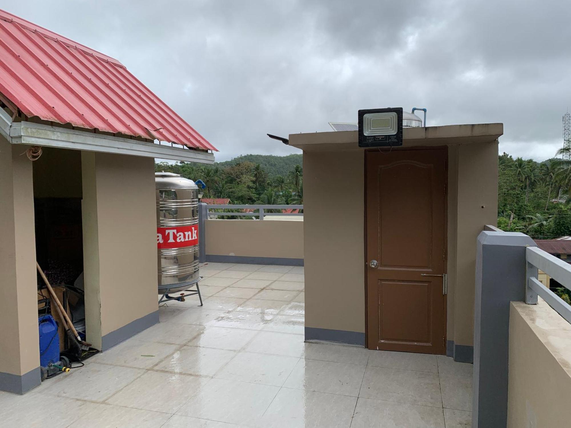 Zl Travelers Inn Batuan Exterior foto